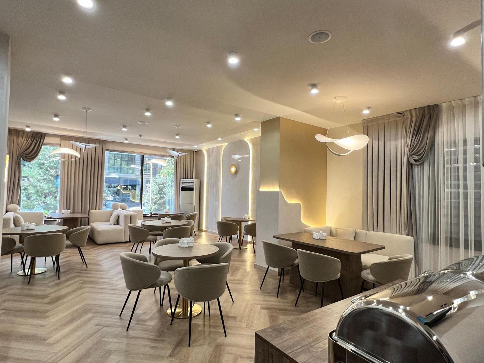 Hotel Fn Shymkent Exterior foto